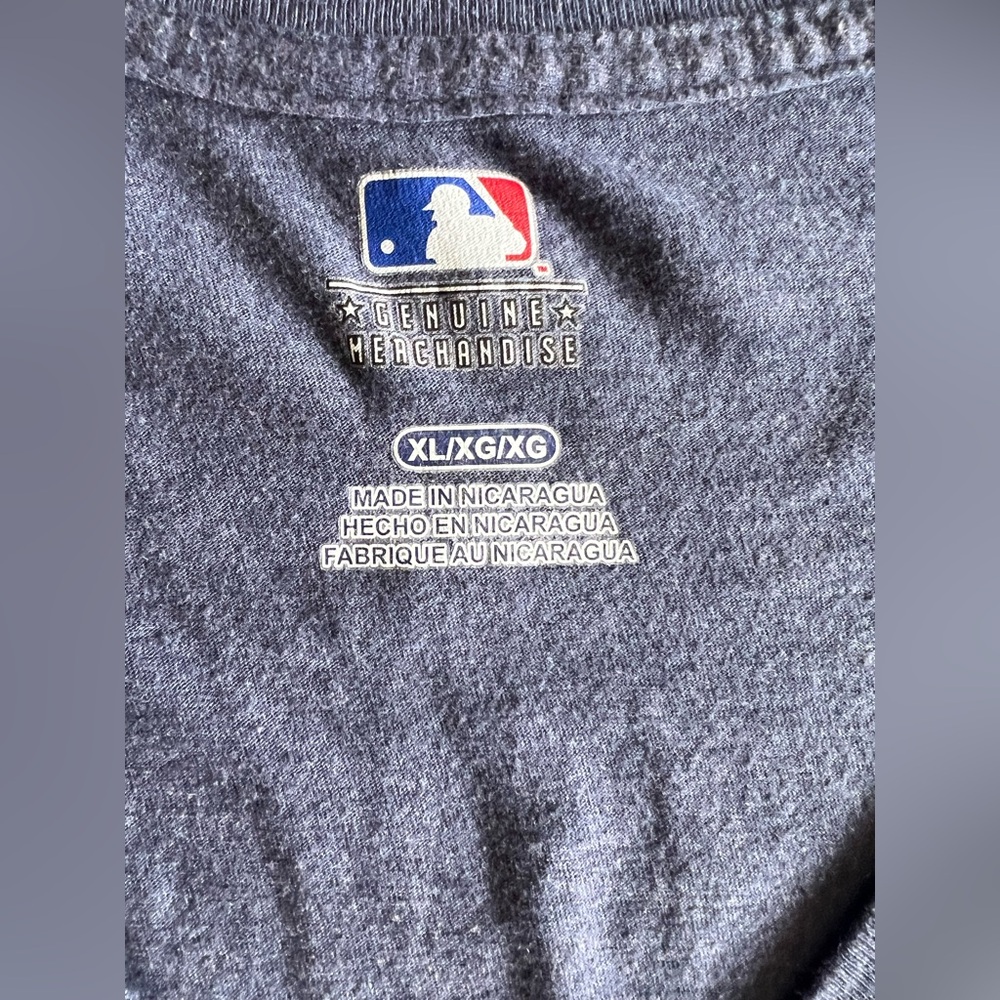 SAN DIEGO PADRES Women’s XL V-Neck Logo T-Shirt Top MLB Genuine Merchandise SD - Picture 4 of 8